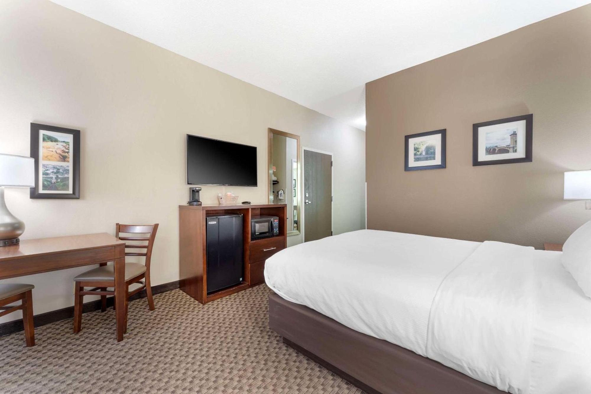 Comfort & Hotel 3*